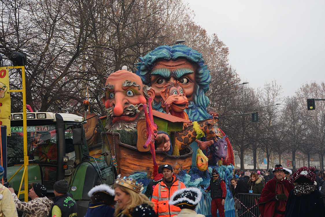 Sfilata carri Carnevale di Torino_156.jpg